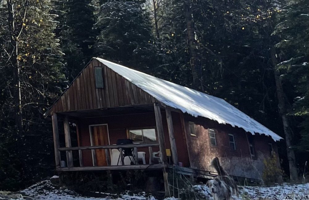 off-grid-adventures-guide-hut-IMG_8127-2000px-c82